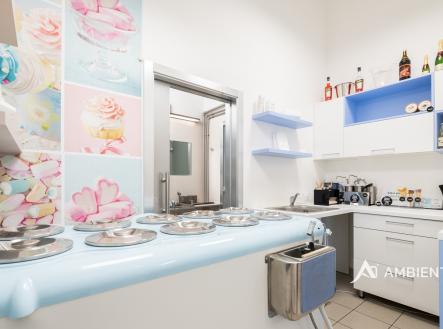 Prodej obchodní prostor, 51 m²