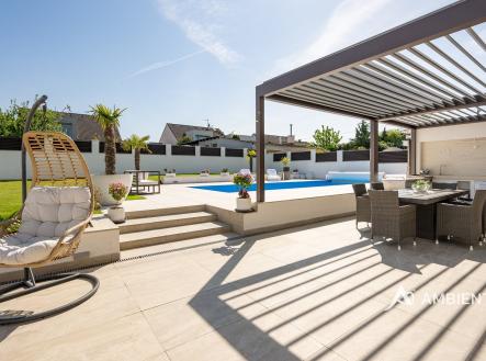 Prodej domu/vily, 320 m²