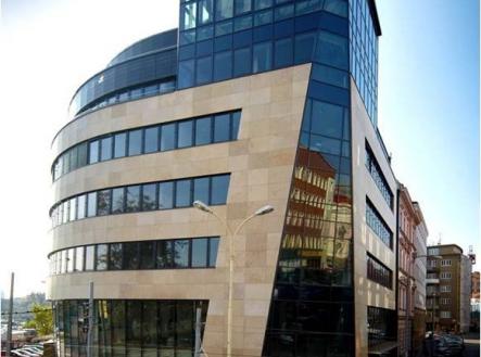 Pronájem kanceláře, 302 m²