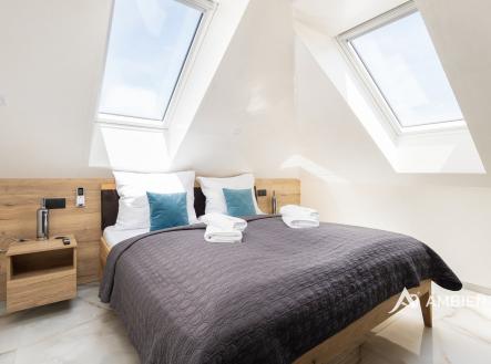 Pronájem bytu, 3+kk, 54 m²