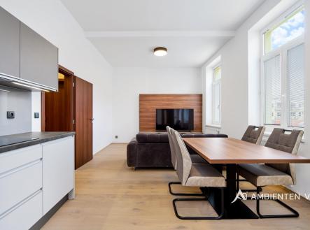 Pronájem bytu, 3+kk, 62 m²