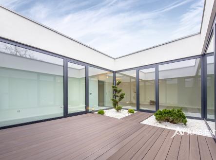 Pronájem domu/vily, 172 m²