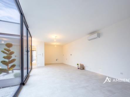 Pronájem domu/vily, 172 m²