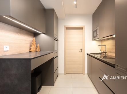 Pronájem bytu, 1+kk, 42 m²