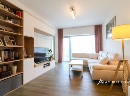 Pronájem bytu, 2+kk, 64 m²
