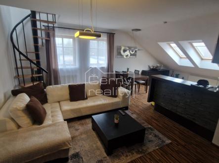 Pronájem bytu, 3+kk, 80 m²