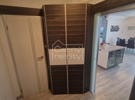 Pronájem bytu, 3+kk, 81 m²