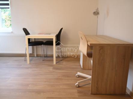 Pronájem bytu, 1+1, 32 m²