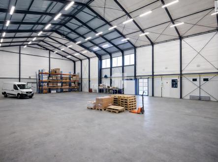 Pronájem obchodní prostor, 90 m²