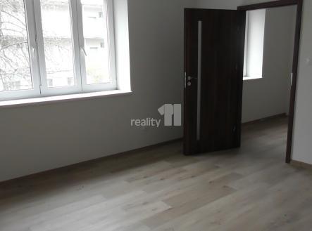 Prodej nájemního domu, 1 192 m²