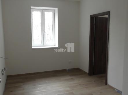 Prodej nájemního domu, 1 192 m²