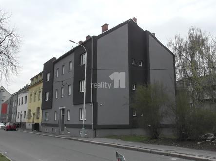 Prodej nájemního domu, 1 192 m²