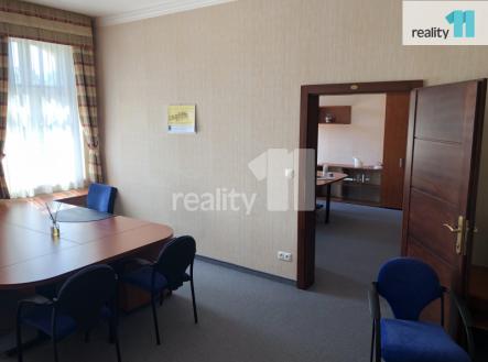 Pronájem kanceláře, 52 m²