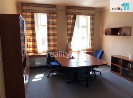 Pronájem kanceláře, 52 m²