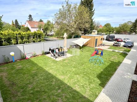 Pronájem bytu, 3+kk, 77 m²