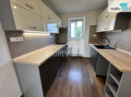 Pronájem bytu, 3+1, 65 m²