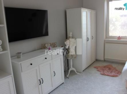 Pronájem bytu, 1+1, 37 m²