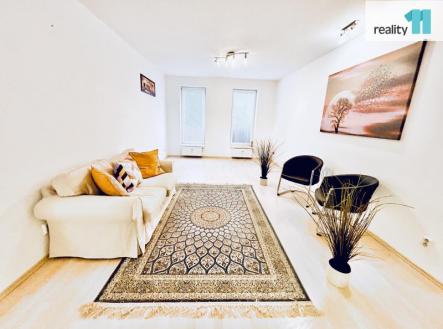 Pronájem bytu, 1+kk, 50 m²