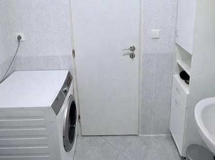 Pronájem bytu, 1+kk, 50 m²