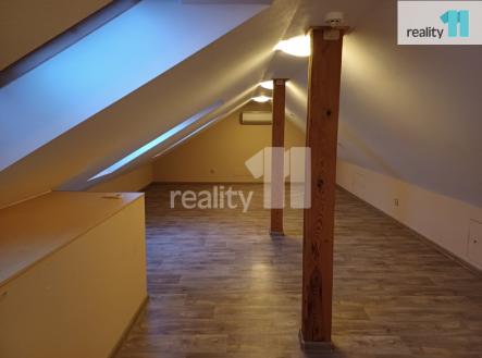 Prodej - komerční objekt, jiný, 844 m²