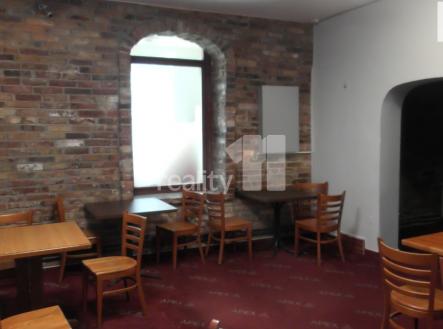 Pronájem obchodní prostor, 280 m²