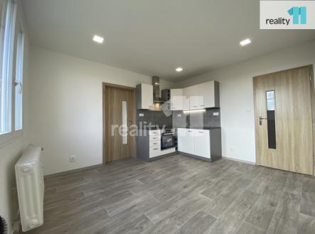 Pronájem bytu, 2+kk, 36 m²