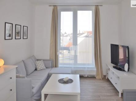 Pronájem bytu, 2+kk, 34 m²