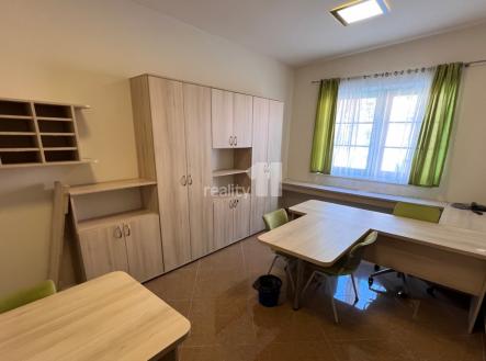 Pronájem kanceláře, 14 m²