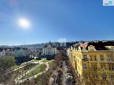 Pronájem bytu, 3+kk, 82 m²