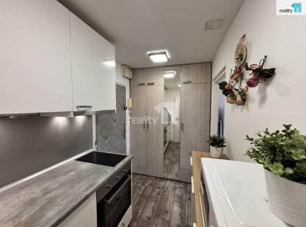 Pronájem bytu, 2+kk, 34 m²