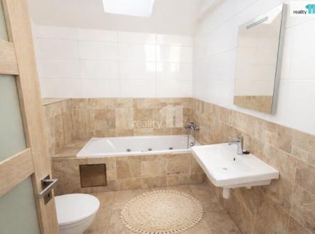 Pronájem bytu, 3+kk, 78 m²