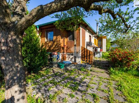 Prodej - pozemek, zahrada, 418 m²