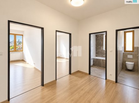 Pronájem bytu, 3+kk, 65 m²