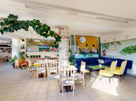 Prodej - obchodní prostor, 242 m²