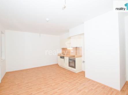 Pronájem bytu, 1+kk, 33 m²