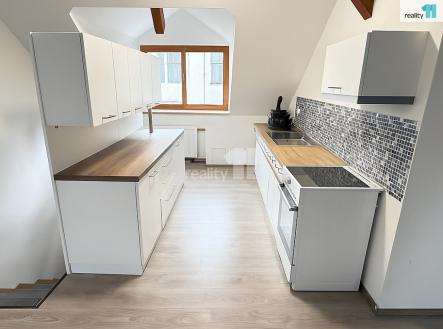 Pronájem bytu, 6+kk, 150 m²