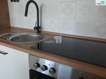 Pronájem bytu, 1+kk, 30 m²