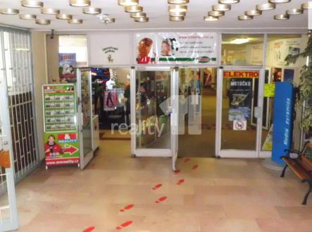 Pronájem obchodní prostor, 40 m²