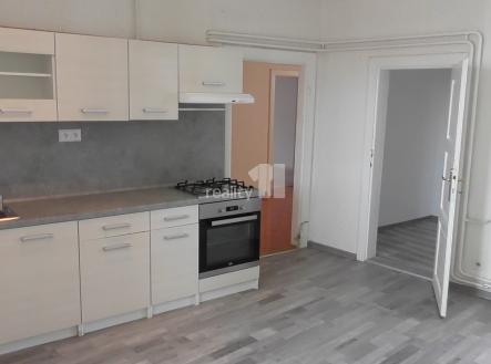 Pronájem bytu, 2+1, 85 m²
