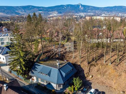 Prodej komerčního objektu, administrativní budova, 377 m²