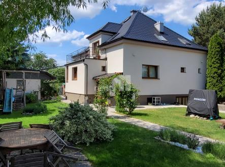 Prodej - dům/vila, 310 m²