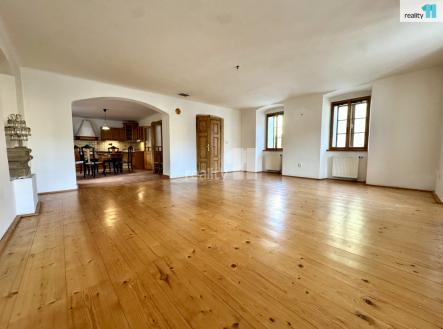 Pronájem komerčního objektu, výroba, 1 027 m²