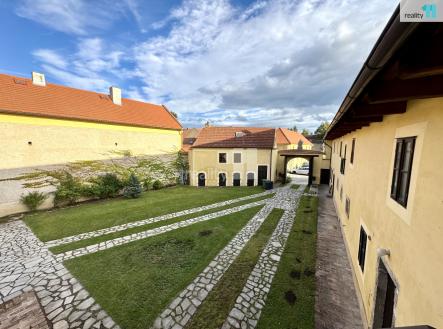 Pronájem komerčního objektu, výroba, 1 027 m²