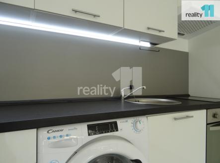 Pronájem bytu, 1+kk, 30 m²