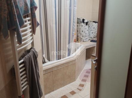 Pronájem bytu, 4+kk, 110 m²