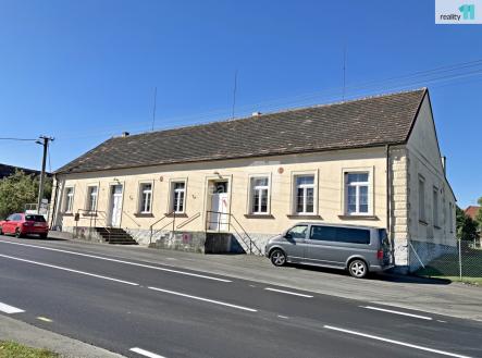 Prodej komerčního objektu, jiný, 471 m²