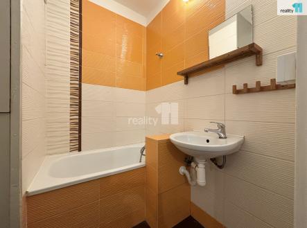 Pronájem bytu, 2+kk, 40 m²