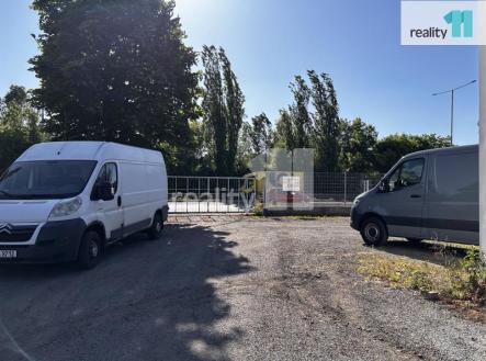 Prodej komerčního objektu, průmyslový areál, 1 788 m²