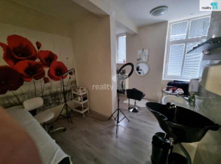 Pronájem obchodní prostor, 100 m²