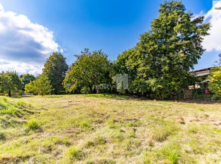 Prodej pozemku pro bydlení, 1 180 m²